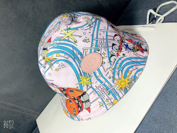 ブランド帽子正面デザイン